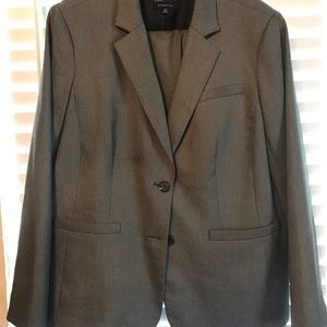 Jones New York Women’s suit